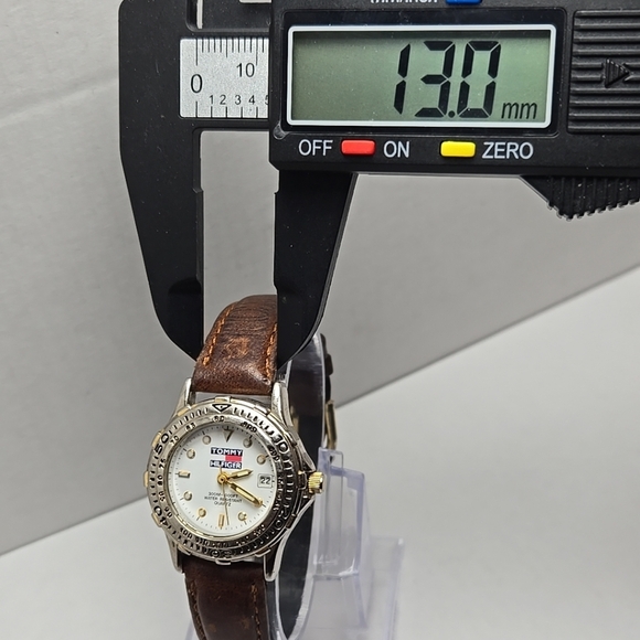 Womens Vintage Tommy Hilfiger Date Watch Rotating Bezel Leather New Battery - Picture 5 of 11